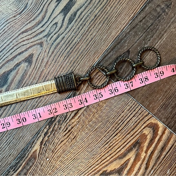 Genuine leather vintage Gold Low Slung Belt Bronze tone accents Size medium main image 8